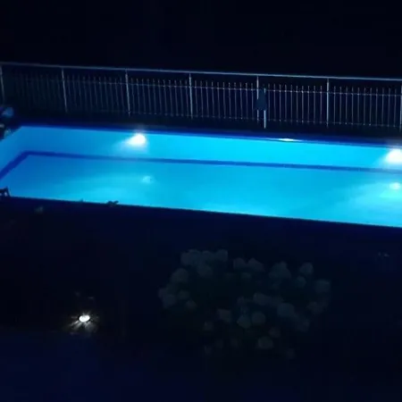 Aurora, Big House With Warmed Outside Pool And Jacuzzi * Masku