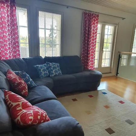 Willa Aurora, Big House With Warmed Outside Pool And Jacuzzi *