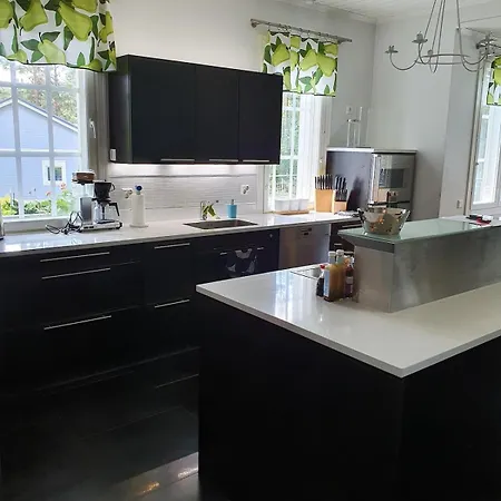 Aurora, Big House With Warmed Outside Pool And Jacuzzi